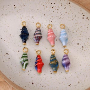 4 dijes de cerámica con forma de concha, colgante de porcelana con forma de concha, dije de cerámica de estilo vintage para la fabricación de joyas y collares.