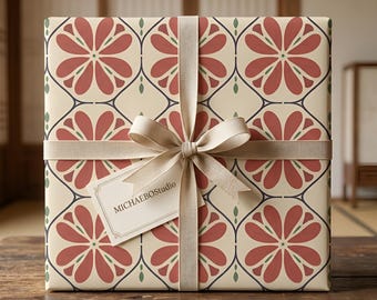 Rotes Blumengeschenkpapier, koreanisches Dancheong-inspiriertes Fliesenmuster, Terrakottablumen creme