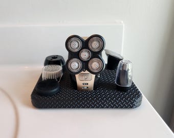 Freebird FlexSeries Shaver Organizer and Vanity Stand with Diamond Plate Texture