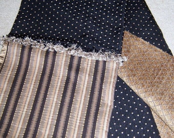 DRASTIC REDUCTION!!! - Dots and Fringed Bottom Stripes Black Throw Blanket