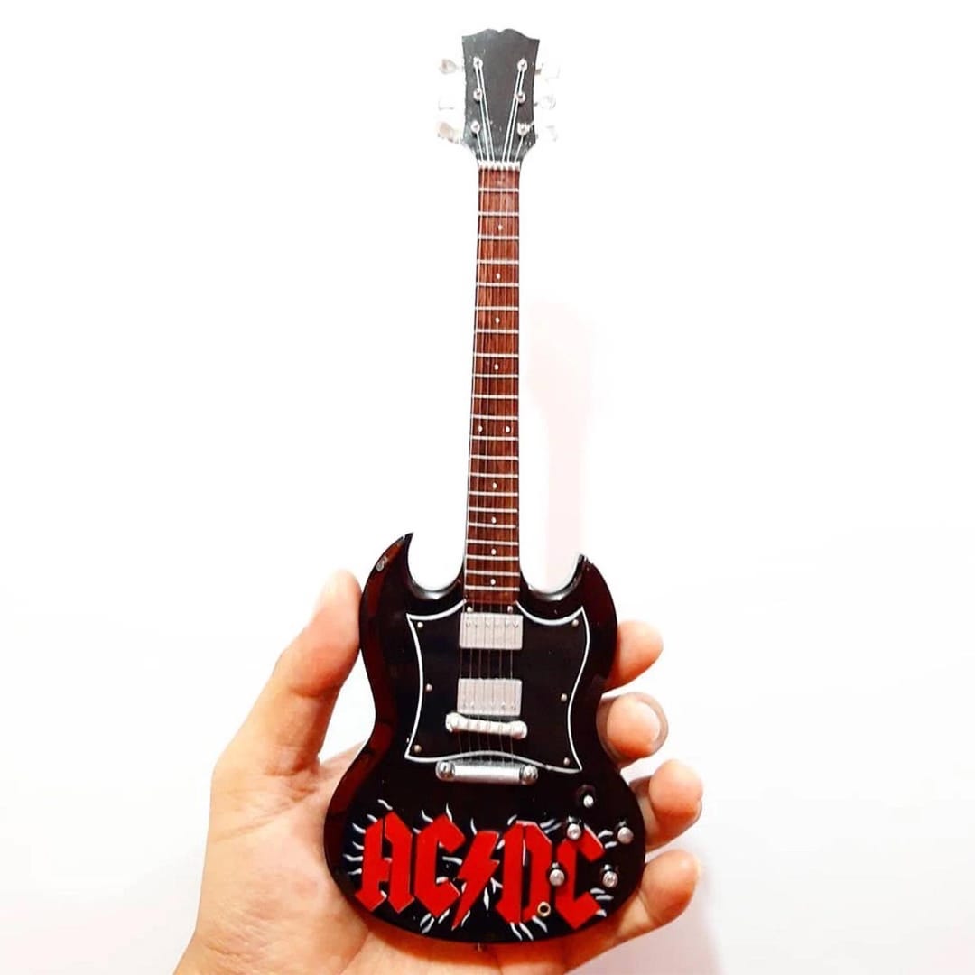 Miniature Guitar AC/DC Epiphone Black Scale 1:4 | Realistic Replica ...
