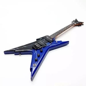 Miniature Guitar Dimebag Darrell Panthera Scale 1:4 | Replica Mini Electric Guitar Handmade | Guitarist Birthday Gift Music Instrument
