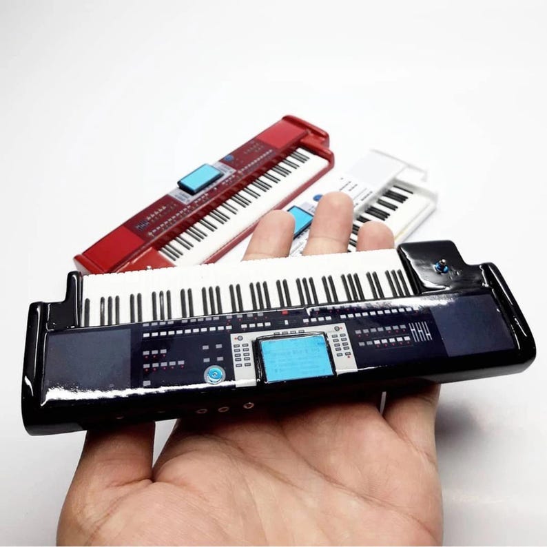Miniature Keyboard Piano Ya ma ha Black Scale 1:6 |  | Dollhouse Piano Decor | Realistic Mini Grand Piano | Tiny Music Instrument Replica