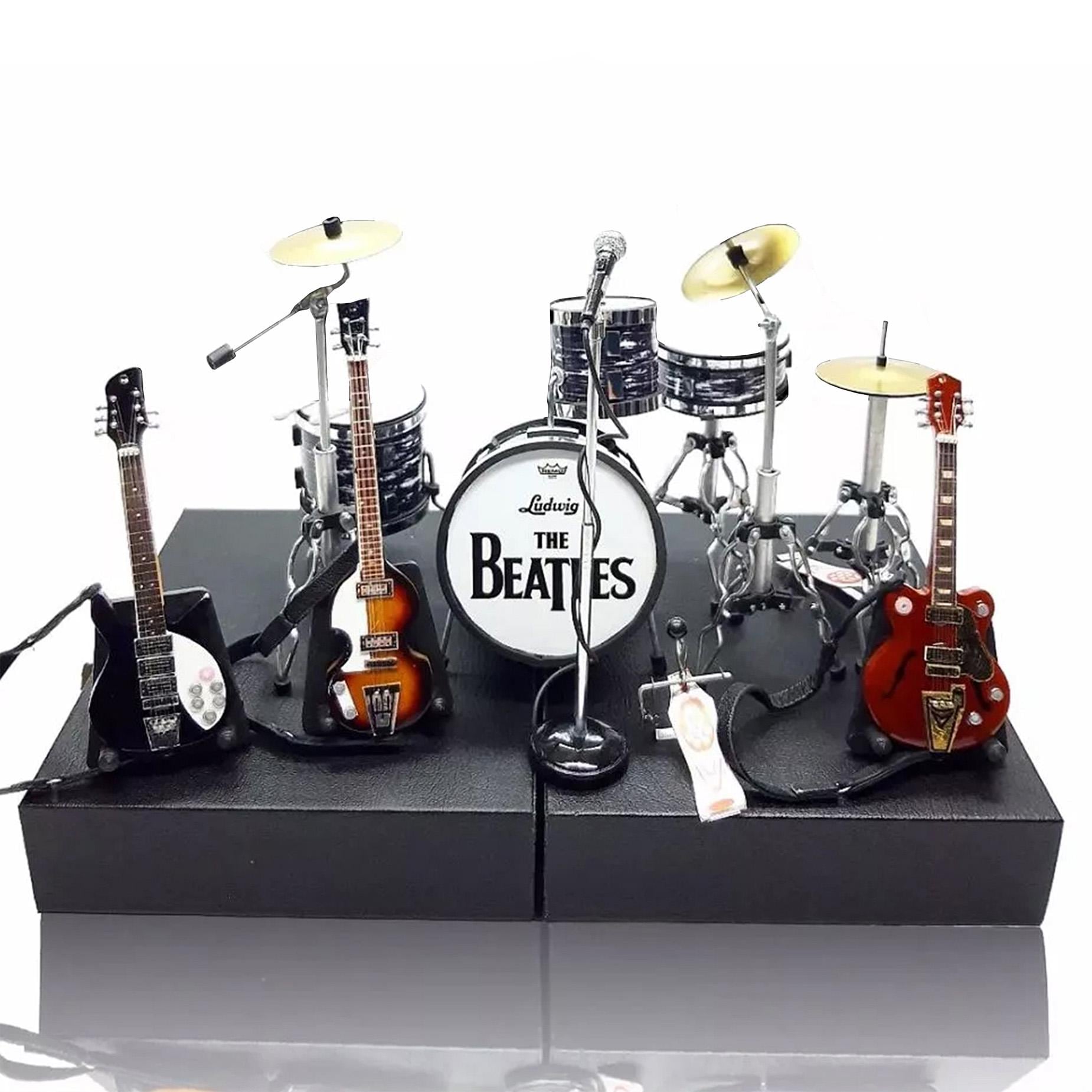 Beatles miniature instrument set - Etsy 日本