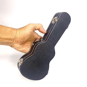 Miniatuur gitaar koffer schaal 1:4 voor mini akoestische gitaar | Realistische replica mini-gitaar koffer | Gitarist Verjaardagscadeau Instrument