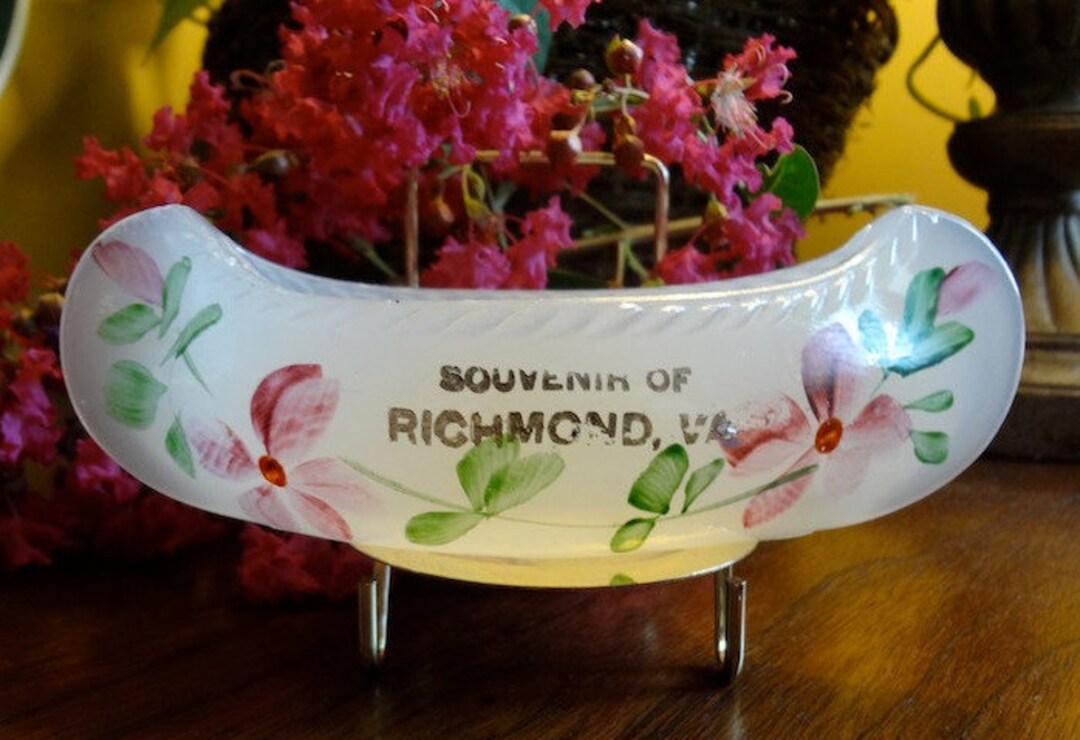 Souvenir of Richmond VA Clambroth Glass Canoe Etsy