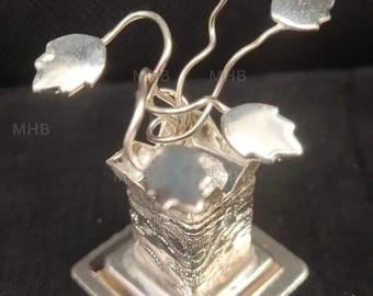 Silver Brindavan Or Tulasi Plant for Pooja Mandir Car Dashboard and Gift Purpose | Silver Tulsi Height 6 CM