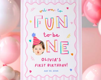 Cartello di benvenuto "Fun To Be One" con foto: modello Canva rosa per il primo compleanno (download digitale)