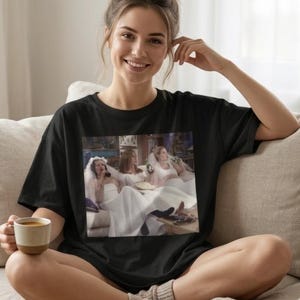 friends wedding dress t shirt The one with wedding dresses graphic small