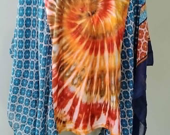 Upcycled Tie-Dye Hippie Poncho T-Shirt, One Size Fits All Plus (XL,XXL)