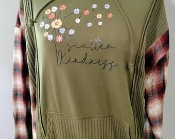 Upcycled Women's Army Green Hoodie Sweatshirt - Size 2XL