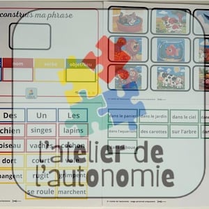 Puede incluir: Una taza de cerámica blanca con un asa negra y el texto "But First, Coffee" en negrita negra. La taza está sobre un fondo borroso, sugiriendo un ambiente acogedor. La taza mide aproximadamente 10 cm de altura.