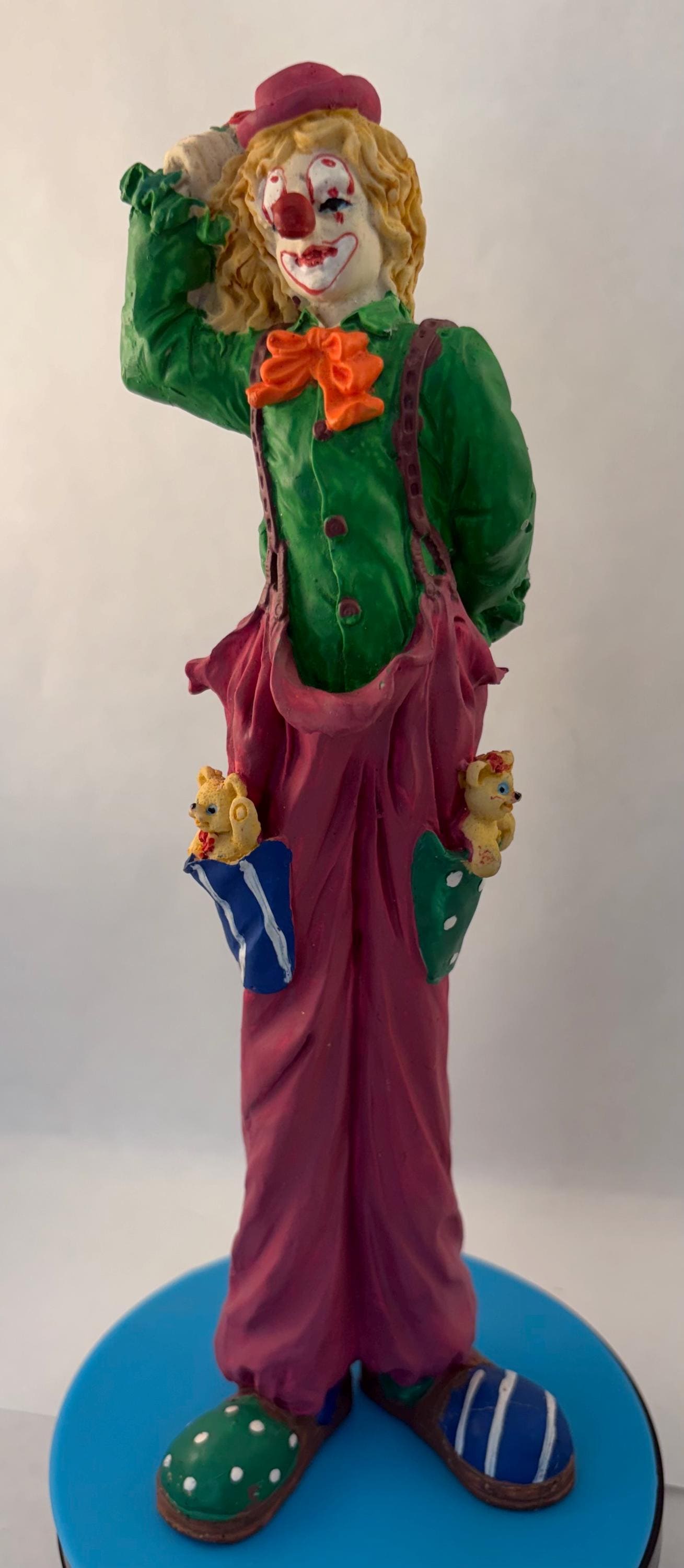 Vintage Clown Statues - Etsy - Page 2