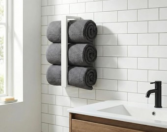 Modern väggmonterad handdukshängare i metall, minimalistisk badrumsorganisatör