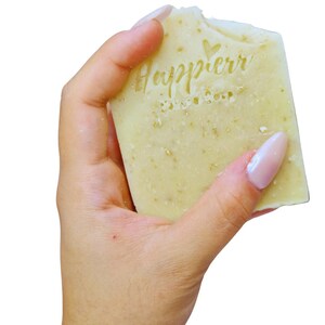 Jabón solido artesanal de avena y miel | Hecho a mano | Cosmética natural