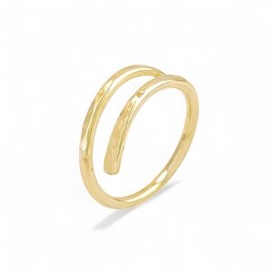 Hammered Gold Ring, Textured Gold Ring, Twist Ring, Layered Ring, Gold Filled Ring, Minimalist Jewelry, Gift for Mom, Girlfriend Gift