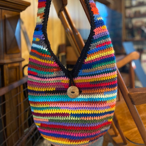 The Magic Scrap Crochet Sling Bag PATTERN #6 (available for free, details below)
