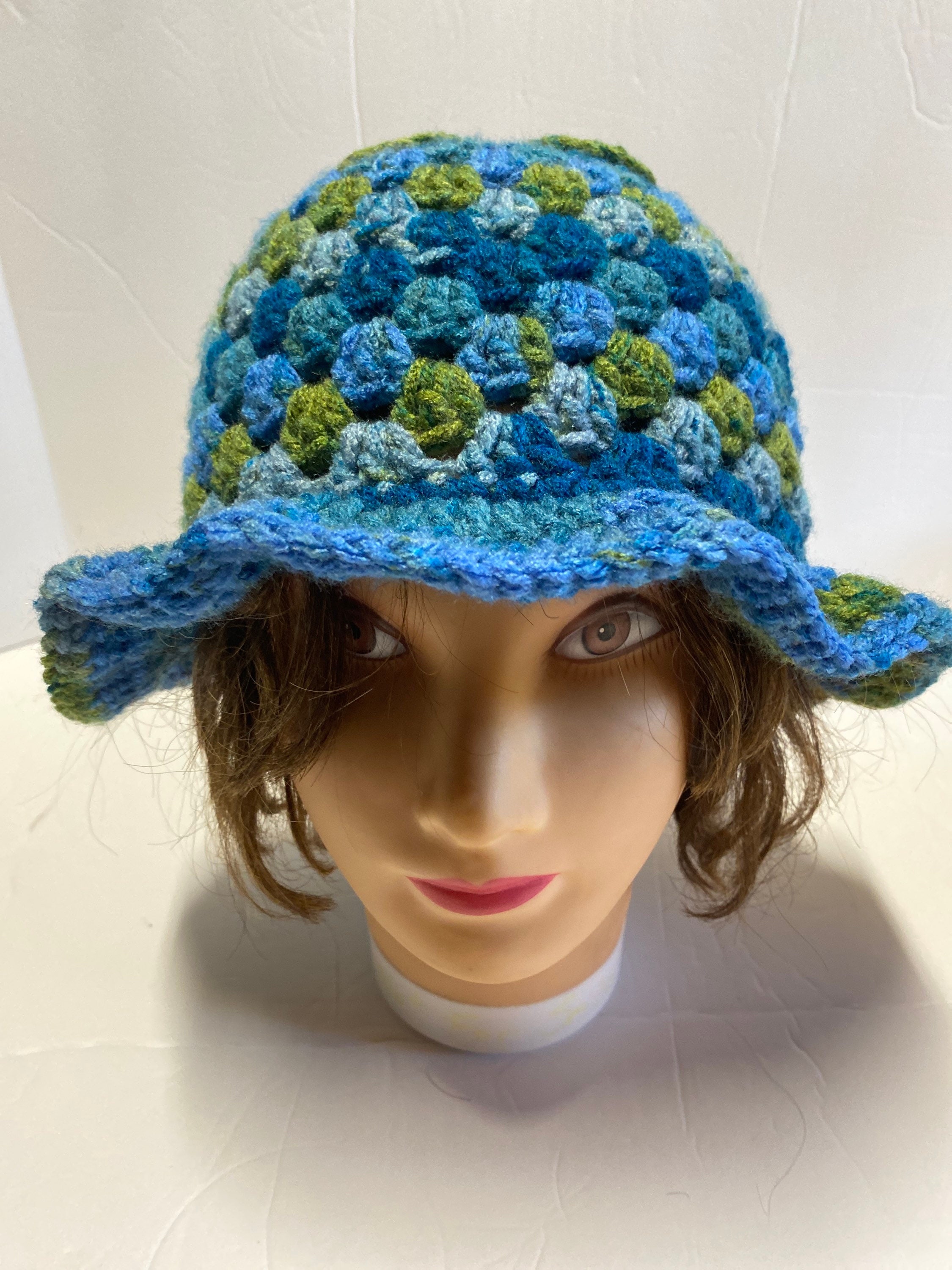 The Smiley Frog Crochet Bucket Hat PATTERN 24 available for - Etsy