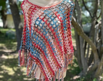 Handgemaakte gehaakte poncho met origineel ontwerp Klaar voor verzending Unieke herfstkleuren gehaakte poncho