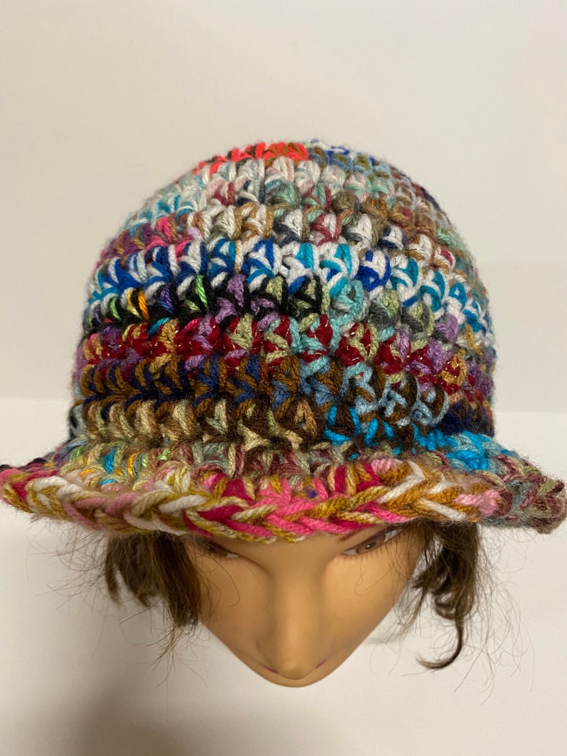 The Chunky Scrappy Crochet Bucket Hat PATTERN 14 available for free, details below image 3