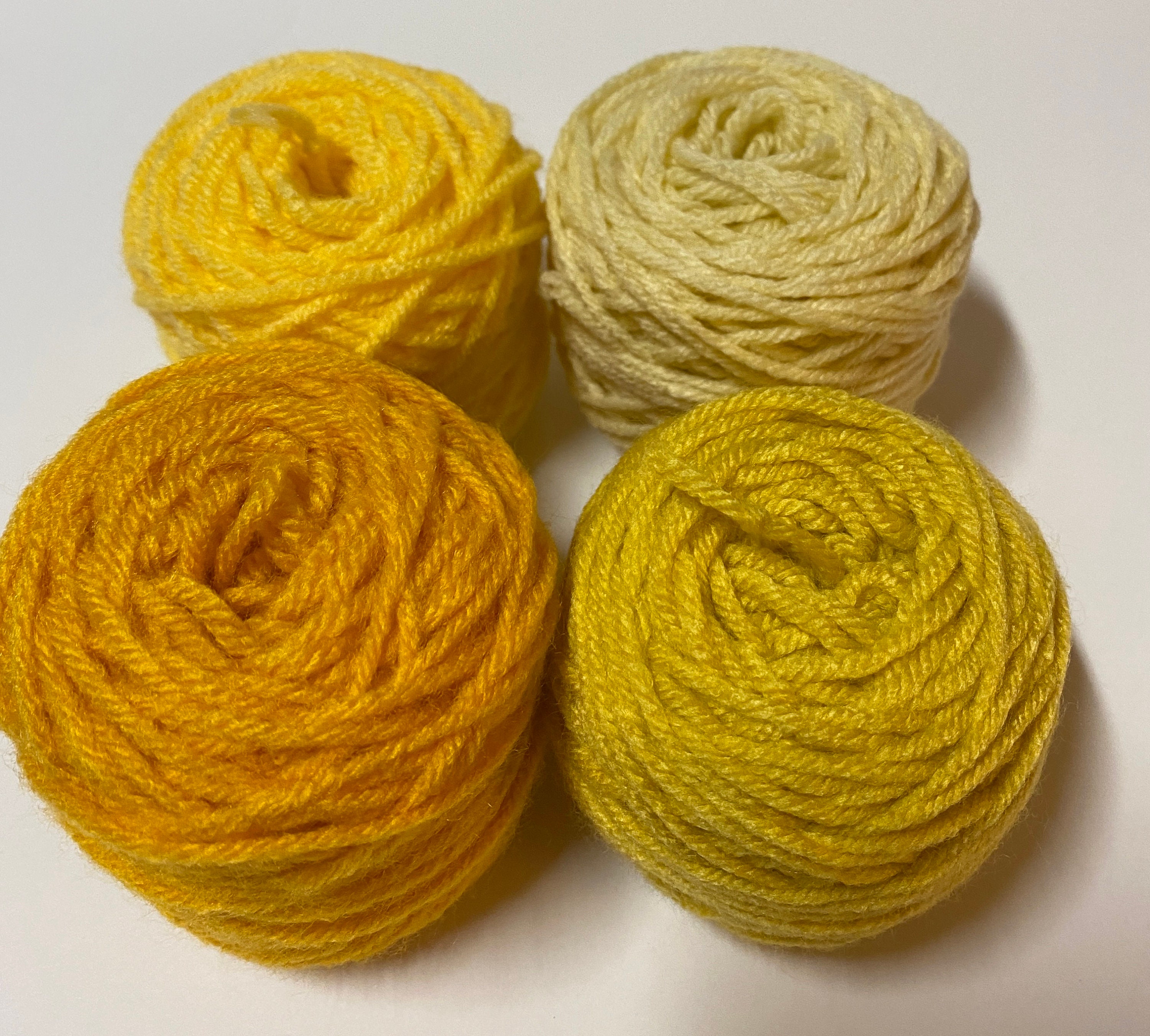 Shades of Yellow Yarn Mini Cakes 4 1oz 28g 100% Acrylic for Crafts,  Weaving, Knitting, Crochet Scrap Yarn Projects, Yarn Art Mixed Lot 4A 