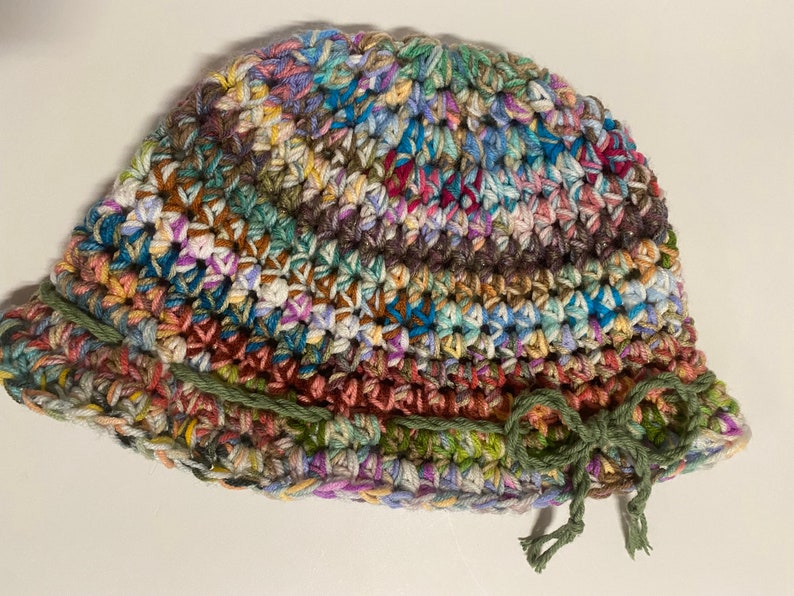 The Chunky Scrappy Crochet Bucket Hat PATTERN 14 available for free, details below image 5