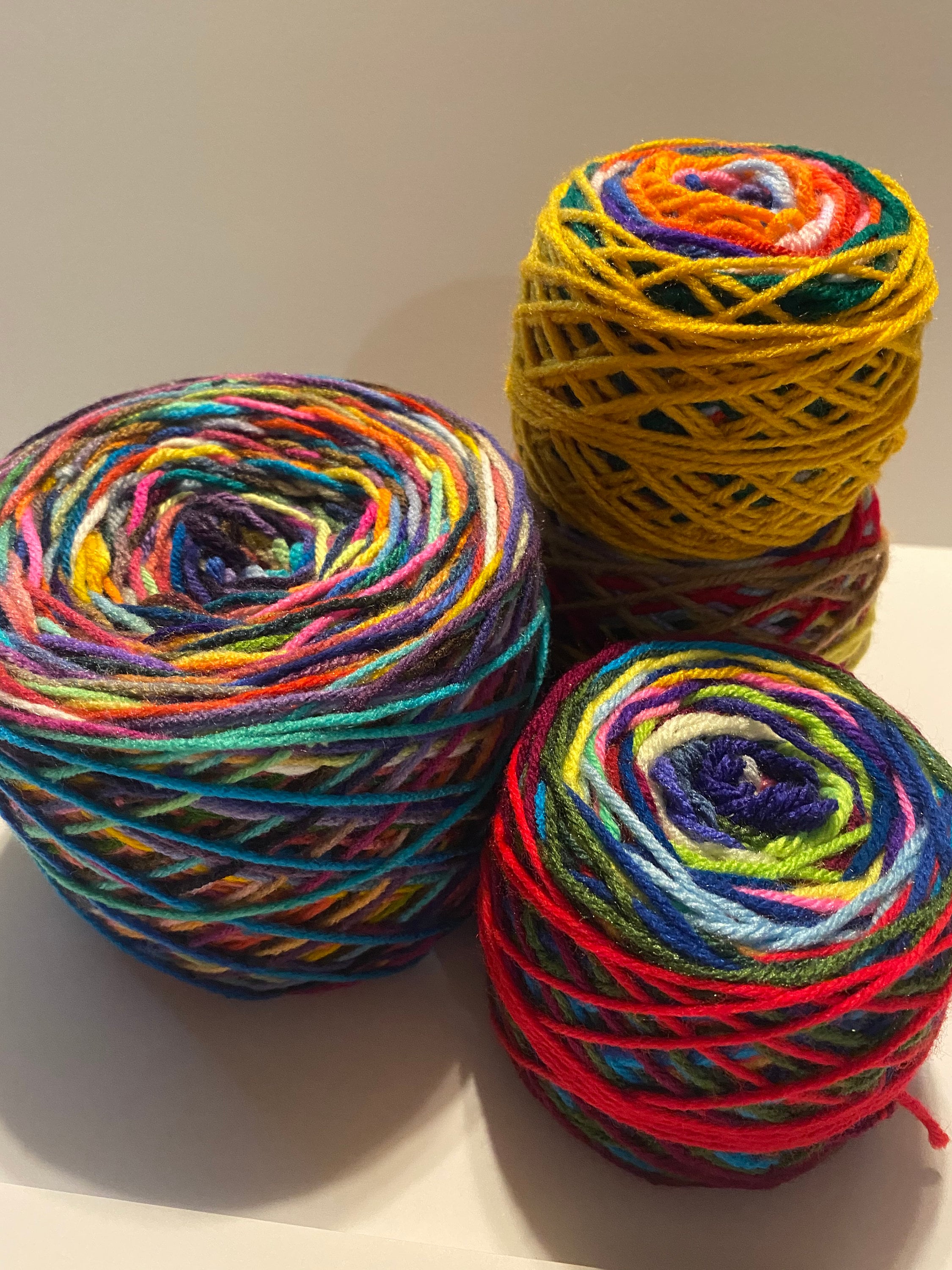 Magic Scrap Yarn Cakes for Knitting Crochet Scrap Projects