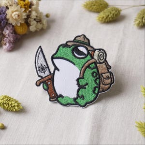 Embroidered Frog Explorer Patch Outdoor Knife Backpack Iron On Amphibian Badge