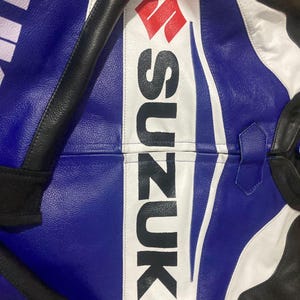 Suzuki GSXR Leather Motorbike Racing Leather jacket , CE Protectors image 17