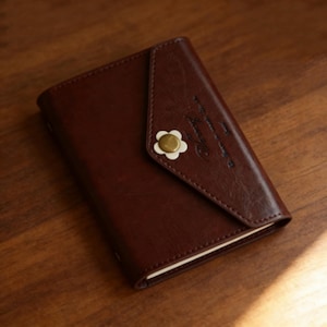 Handmade Vintage Leather M5/A7 Mini Binder,Pocket Notebook Cover with Decorative Snap Button, Retro Brown Journal Organizer for Travelers