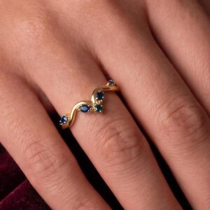 Curved Sapphire Wedding Band | Chevron V Shaped Ring | Anniversary Stackable Art Deco Ring