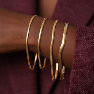 Pulsera de cadena de serpiente de oro macizo de 14 quilates / Pulseras de cadena de espiga de oro plano pulido