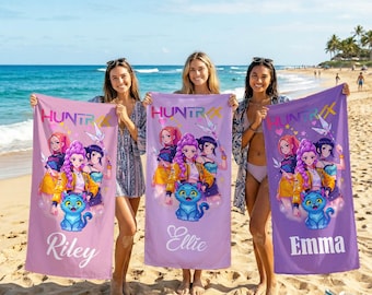 Serviette de plage personnalisée Kpop Anime, serviette de piscine avec nom personnalisé, cadeau de fan de Kpop pour un voyage de filles, jolie serviette de vacances d'été de style coréen, cadeau de plage