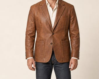 Herrenblazer aus cognacbraunem Leder – Used-Look-Zweiknopf-Sakko – Sportblazer mit fallendem Revers – Retro-Blazer mit aufgesetzten Taschen – Elegante Freizeitmode für Herren