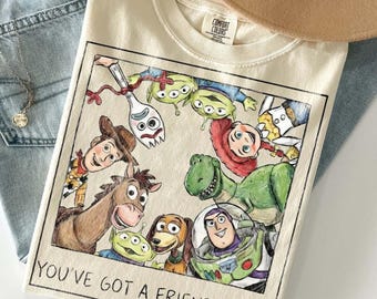 Camiseta retro de Toy Story con colores cómodos, camiseta de acuarela de Pixar "Amigo en mí", camiseta Polaroid vintage de Woody, Buzz y Jessie, viaje familiar a Disney 2026