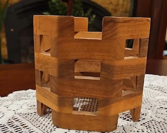 Candelabro geométrico de madera / Luminaria rústica de madera / Soporte para plantas estilo teca / Decoración del hogar bohemia con un toque terroso