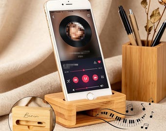 Personalized Bamboo Phone Speaker Stand, Wooden Passive Amplifier Dock, Eco-Friendly Phone Holder, Custom Name & Short Message Gift