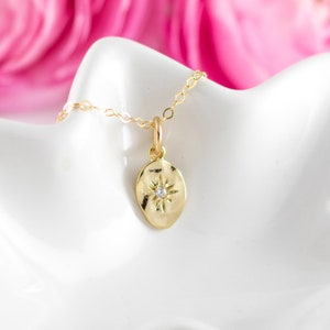 Gold compass necklace - Silver compass - Long distance gift - Graduation gift - Not all who wander necklace -Inspirational gift- Best friend