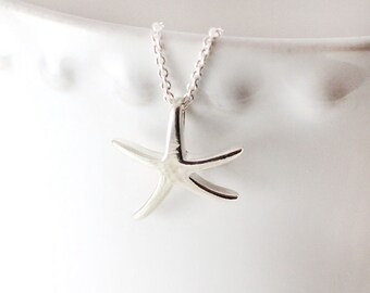 pomp jewelry starfish necklace