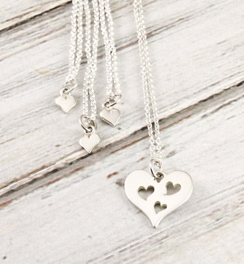 Mother and 3 daughter necklace Clearance