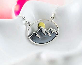 Berg ketting - berg silhouet ketting - Sterling silver - Wanderlust sieraden - Trendy sieraden - cadeau voor haar - zonsondergang ketting