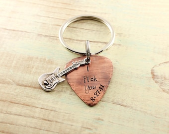 Custom copper guitar pick keychain - Personalized guitar pick - Musician gift - I pick you - Personalized gift - Gift for men - Father's Day