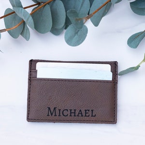 Cartera delgada de cuero personalizado - Personalizado - Regalo para él - Regalo de cuero - Regalo minimalista - Clip de dinero - Cartera delantera - Cartera delgada