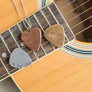 Custom guitar pick necklace - Personalized guitar pick jewelry - Musician gift - Personalized gift - Gift for men - Father's Day - Plectrum