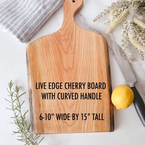 Handwritten recipe cutting board Custom charcuterie board Handwriting Personalized gift Grandma's handwriting Family heirloom Live edge cherry