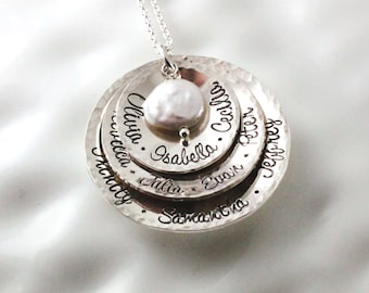 Grandmother's necklace - Personalized jewelry - Name necklace - Hand stamped sterling silver - Gift for grandma - Coin pearl- Multiple names