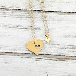 Piece of my heart - Mother and daughter necklace set - Gold necklace set - Mom and Daughter Jewelry - Gift for mom- Mother&#39;s Day- Gold heart