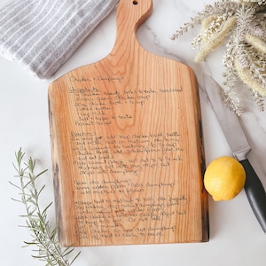 Handwritten recipe cutting board Custom charcuterie board Handwriting Personalized gift Grandma's handwriting Family heirloom image 2