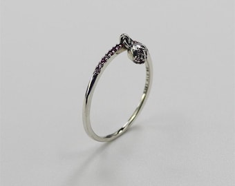Pandora zilveren ring met roze perzikbloesemknop.