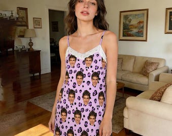 Vestido de seda con estampado de leopardo personalizado, camisón con foto personalizada, camisón divertido con escote en V, regalo de cumpleaños para mujeres, regalo único para ella.